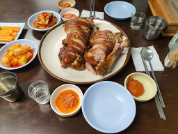 평양왕족발&순대국