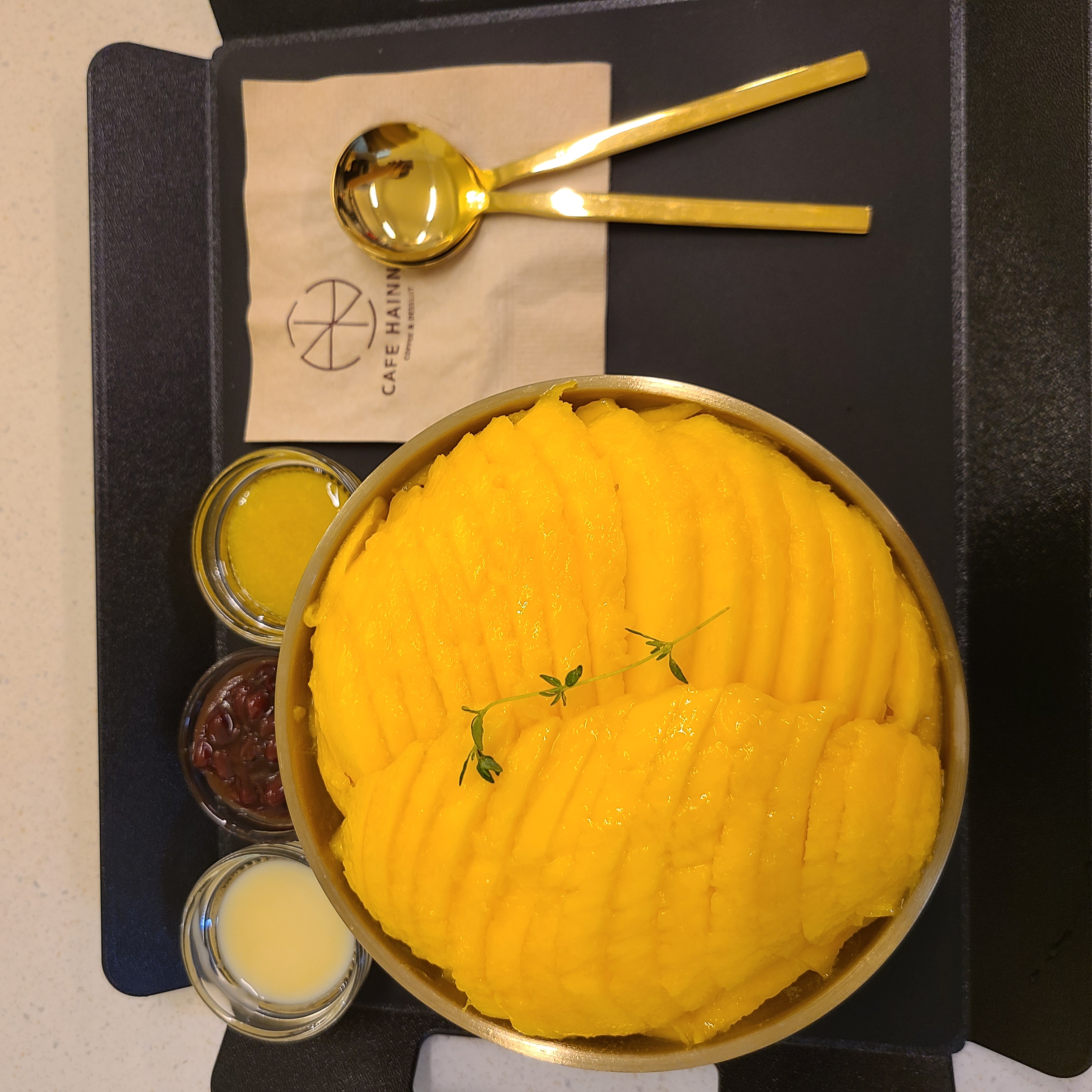 생망고빙수