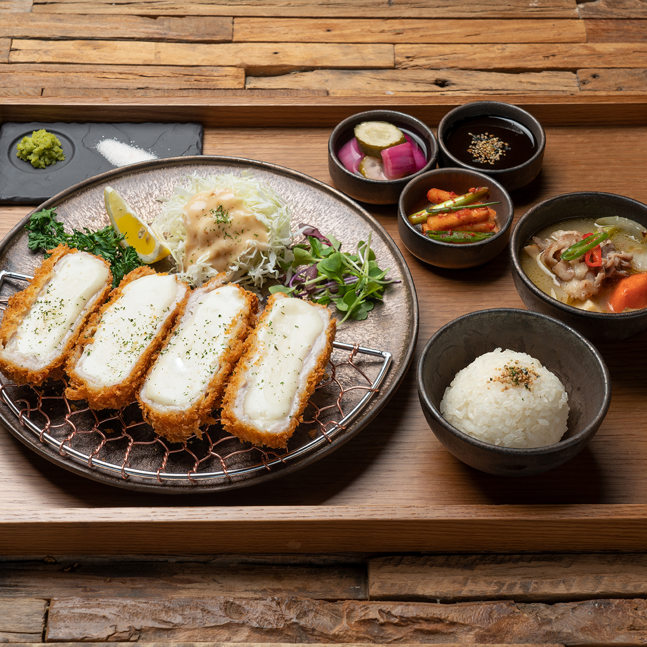 모짜치즈카츠