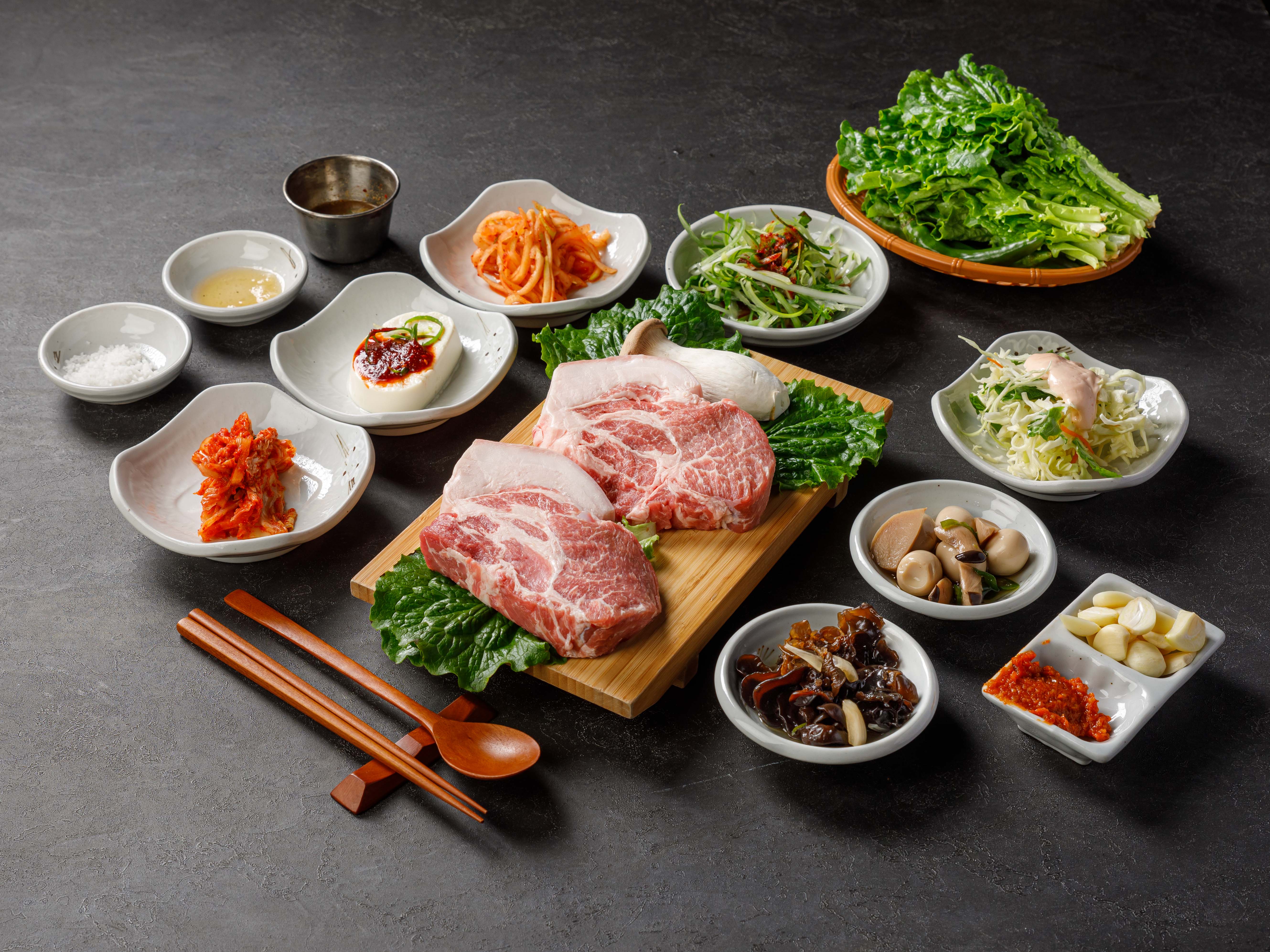 흑돼지목살 (200g)