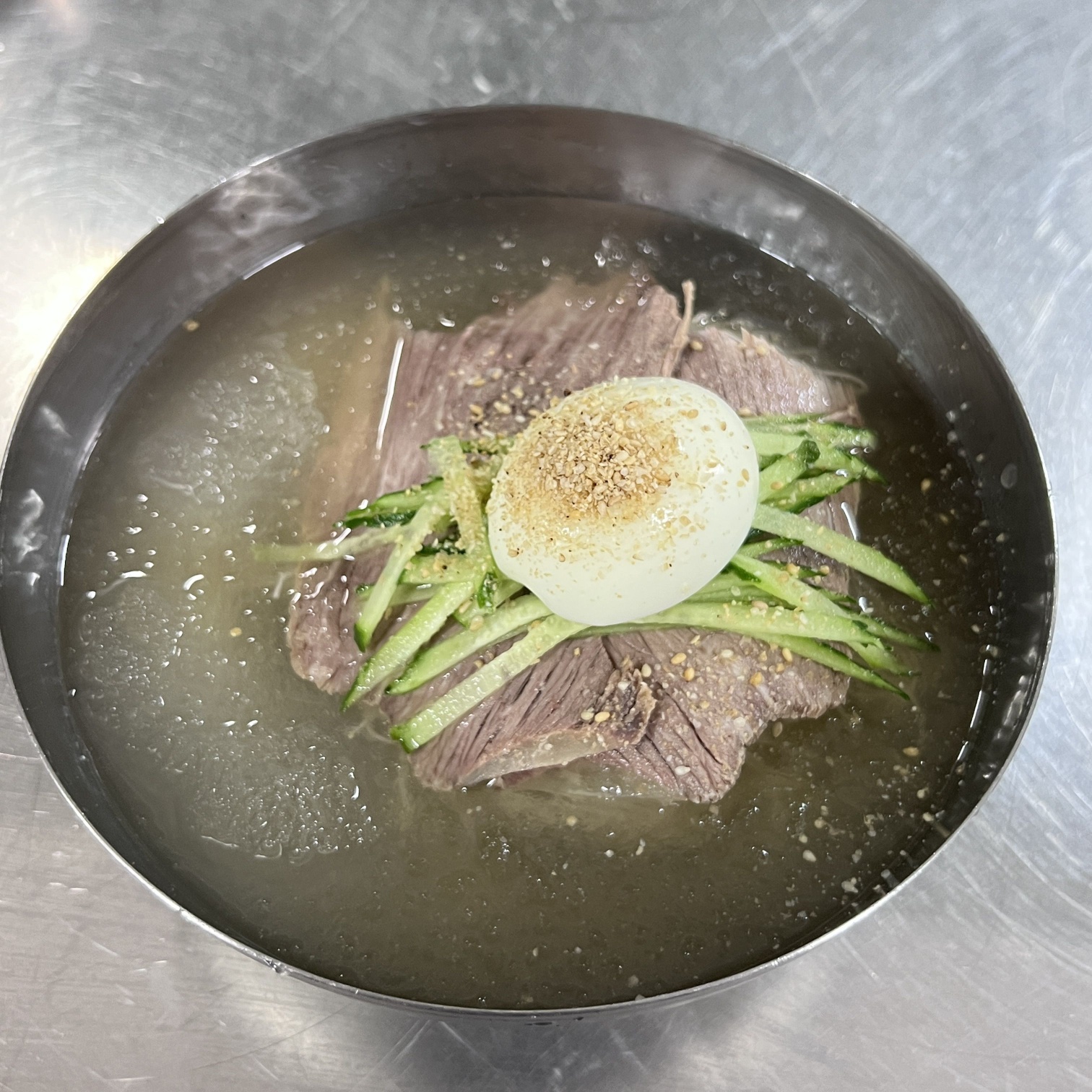 물냉면