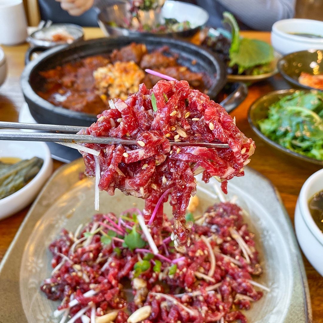 한우육회 (200g)