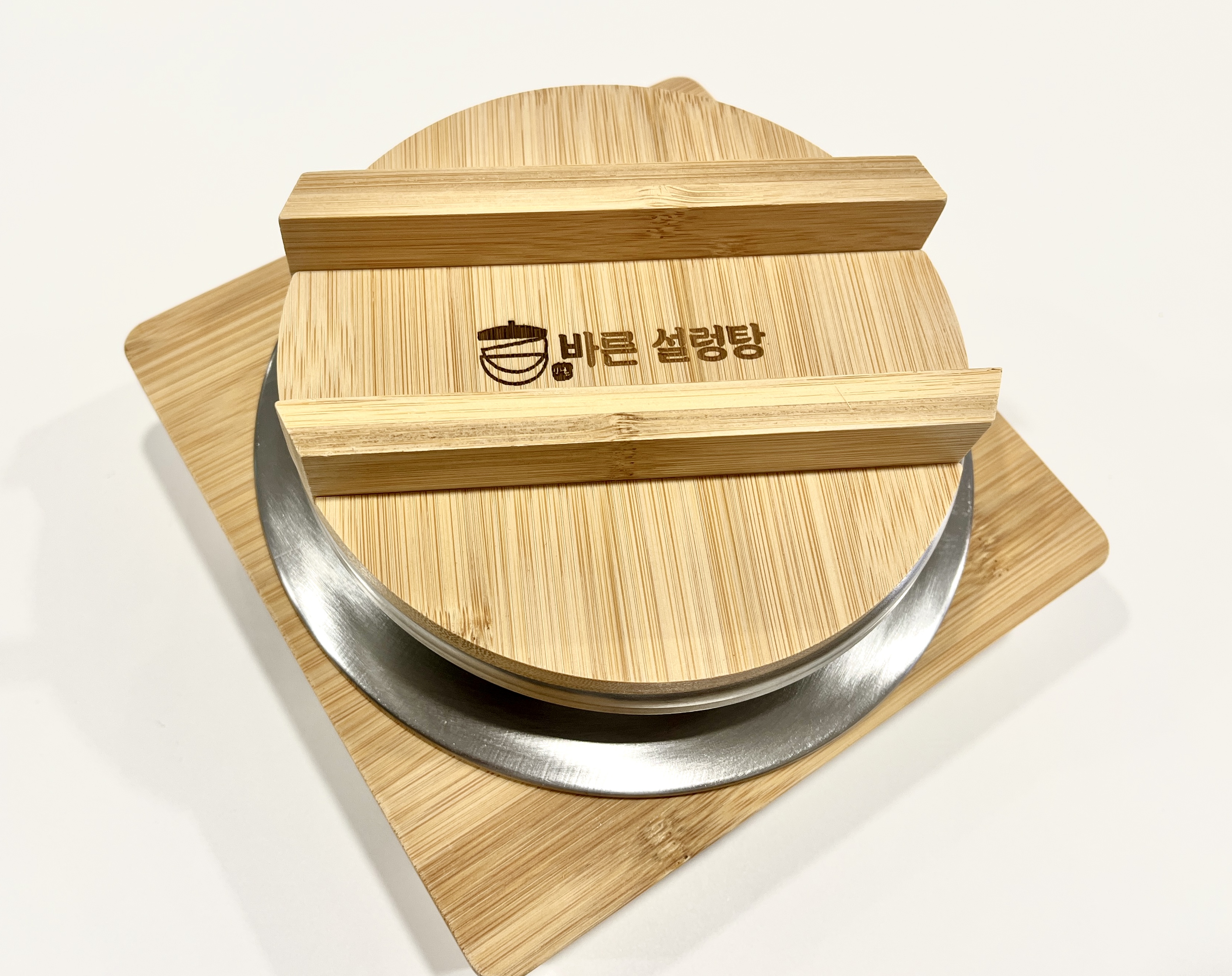 탕메뉴 솥밥 제공