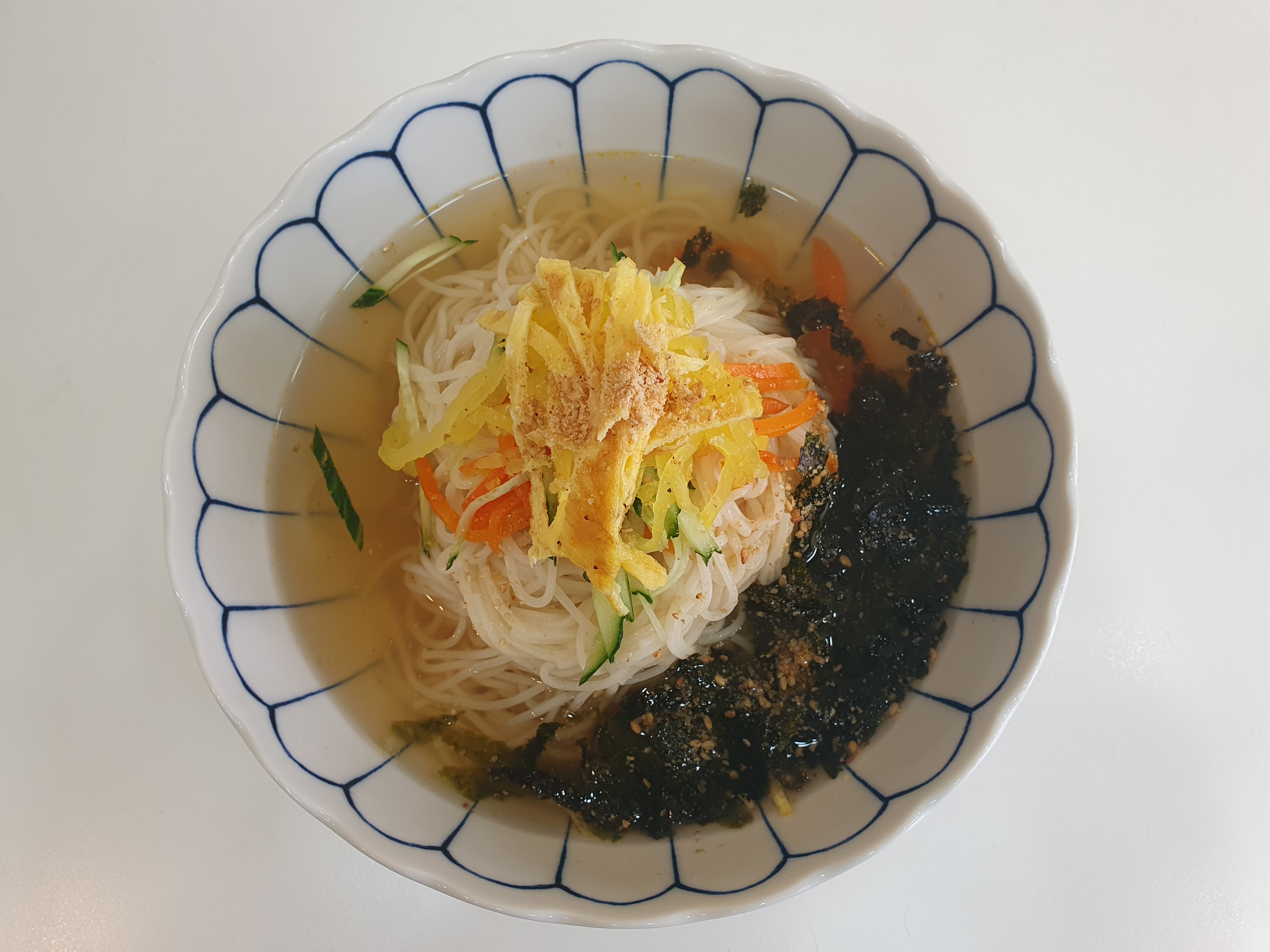 잔치국수