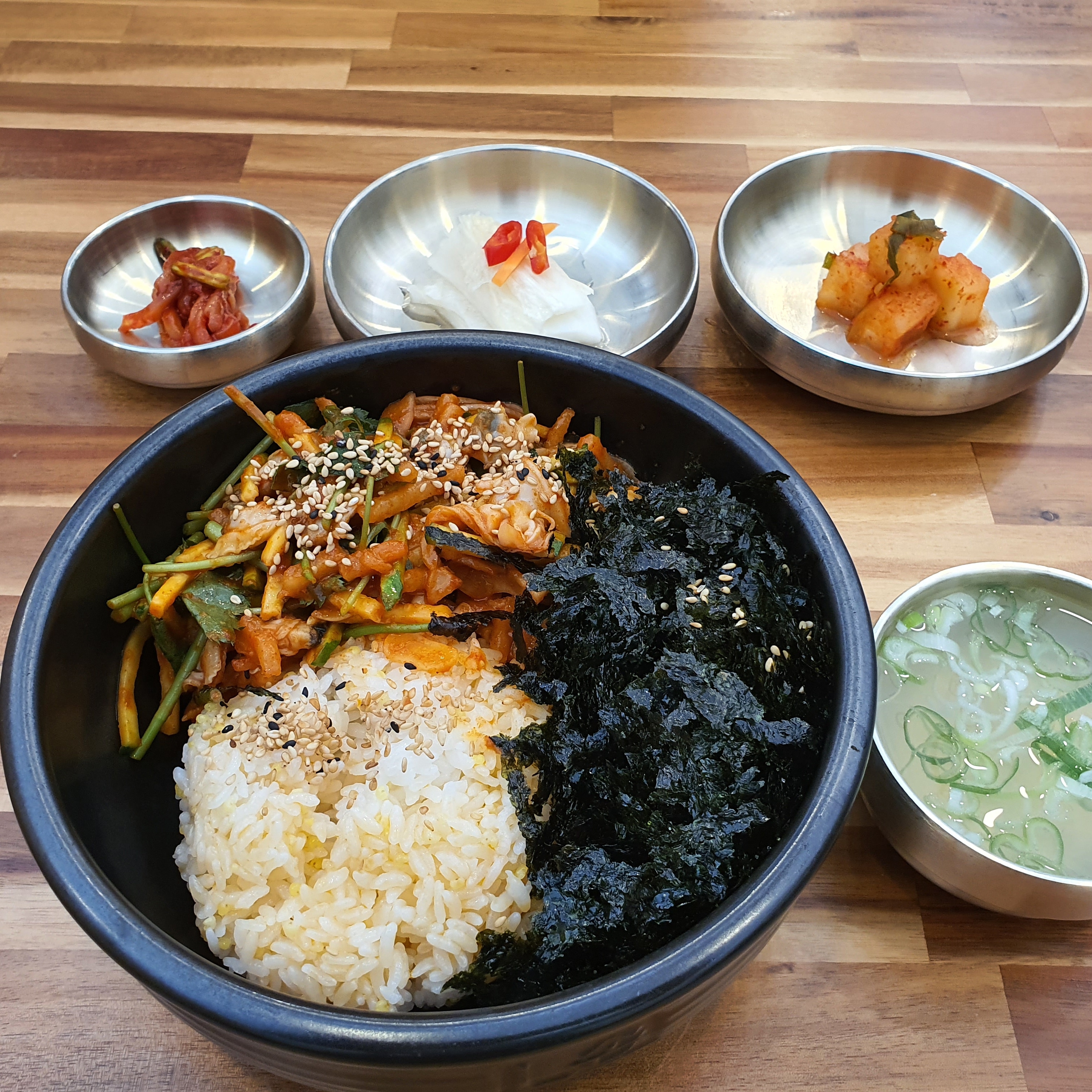 바지락비빔밥