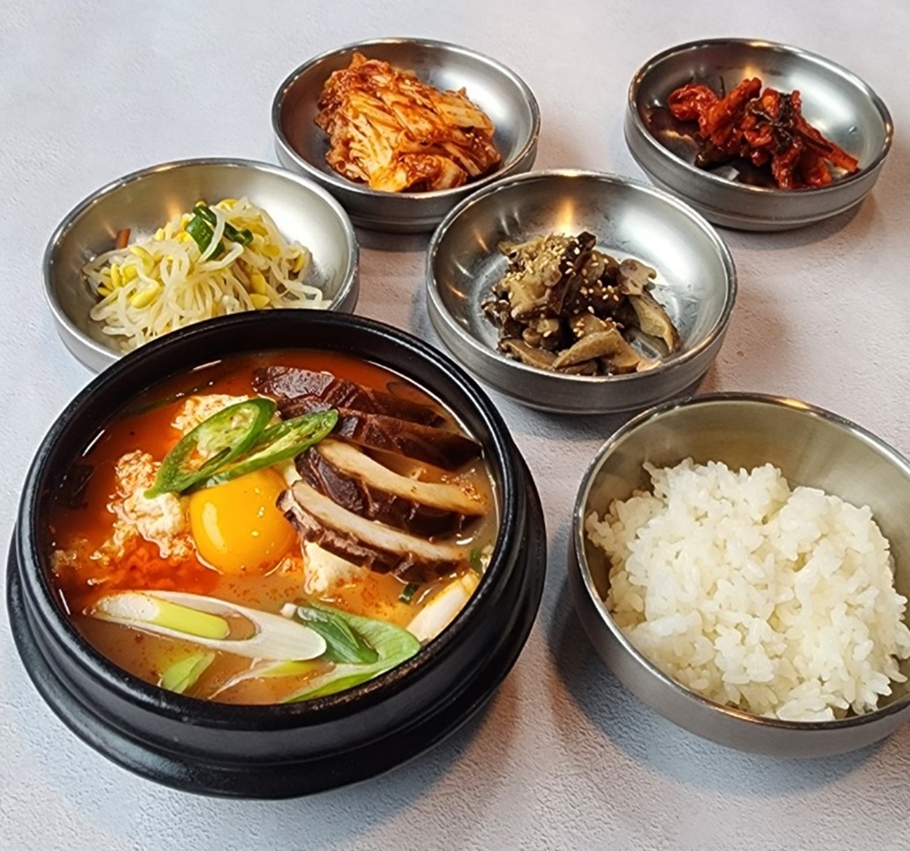 해물순두부정식