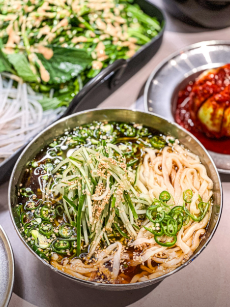 옛날 냉 칼국수