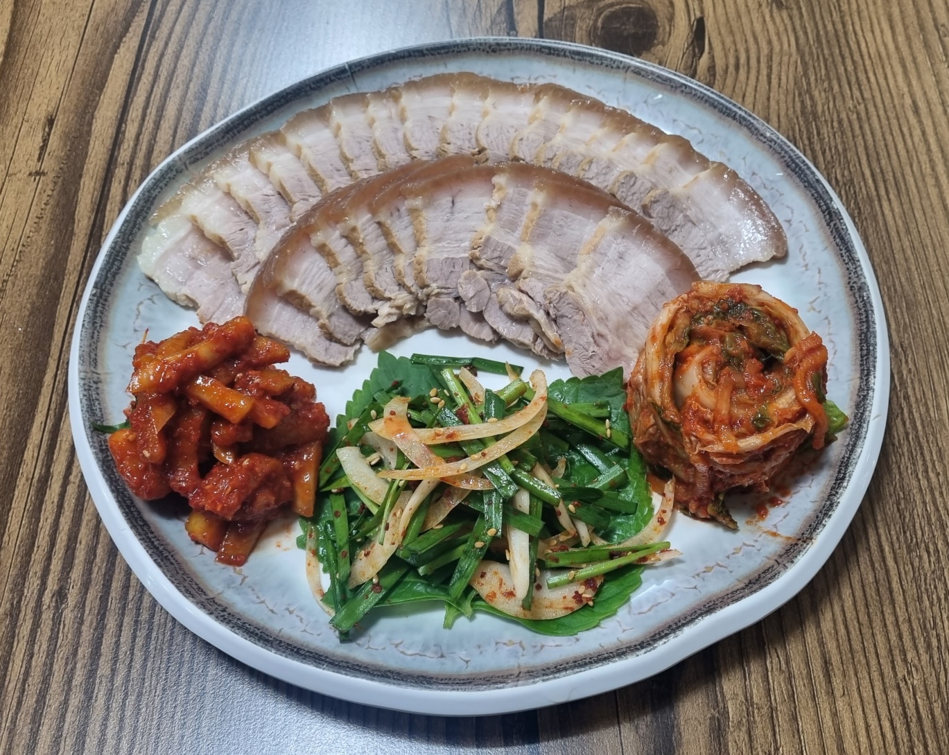 수육(중)