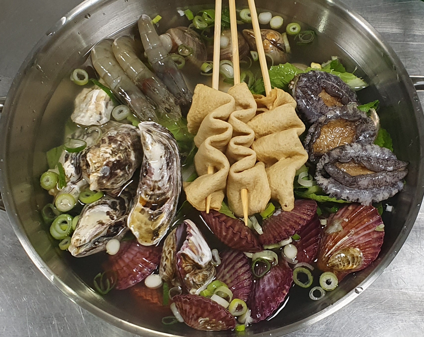 모둠 해물칼국수 (맑은/얼큰)