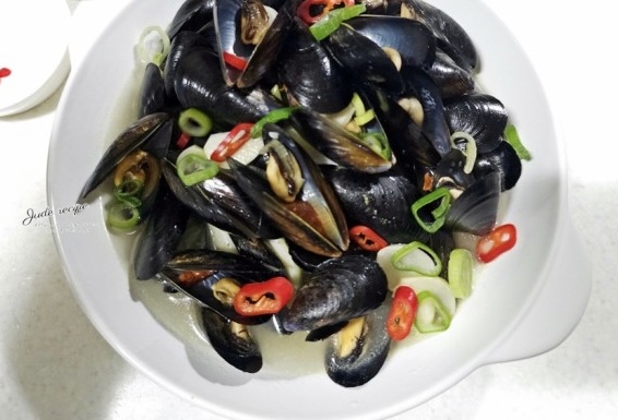바지락홍합술찜