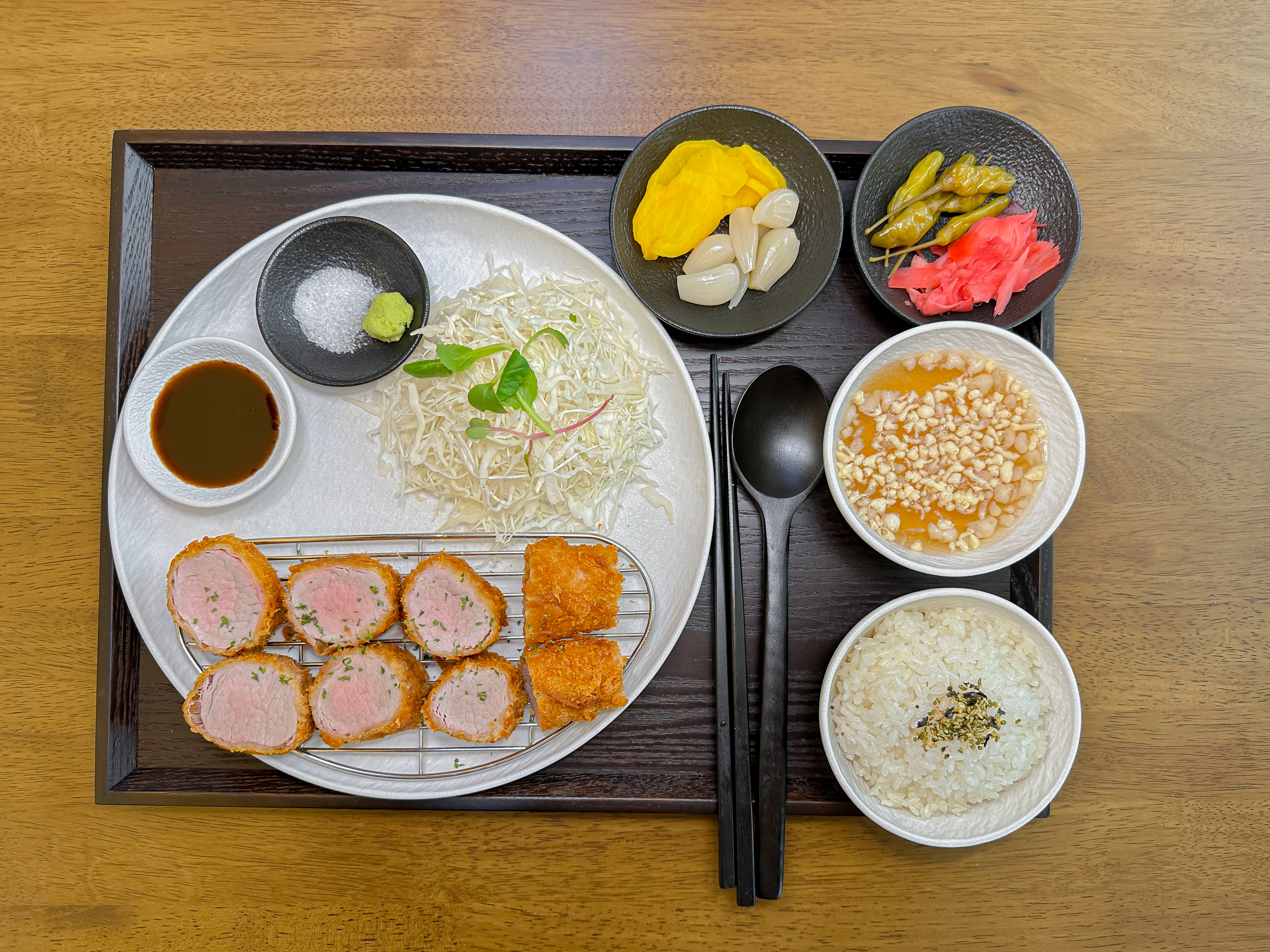 히레카츠