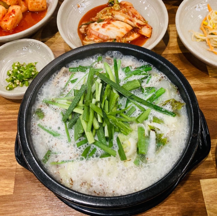 돼지국밥