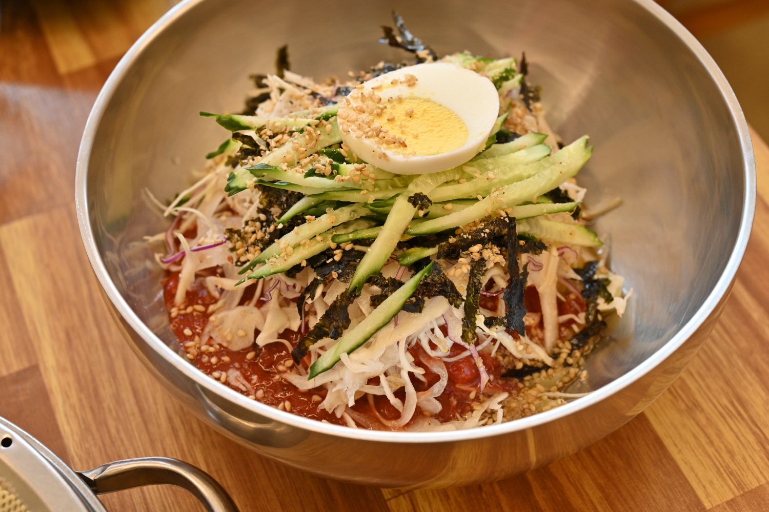 비빔칼국수
