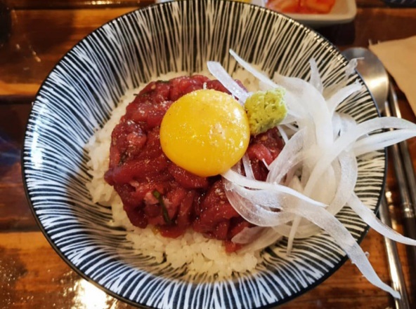 육회동