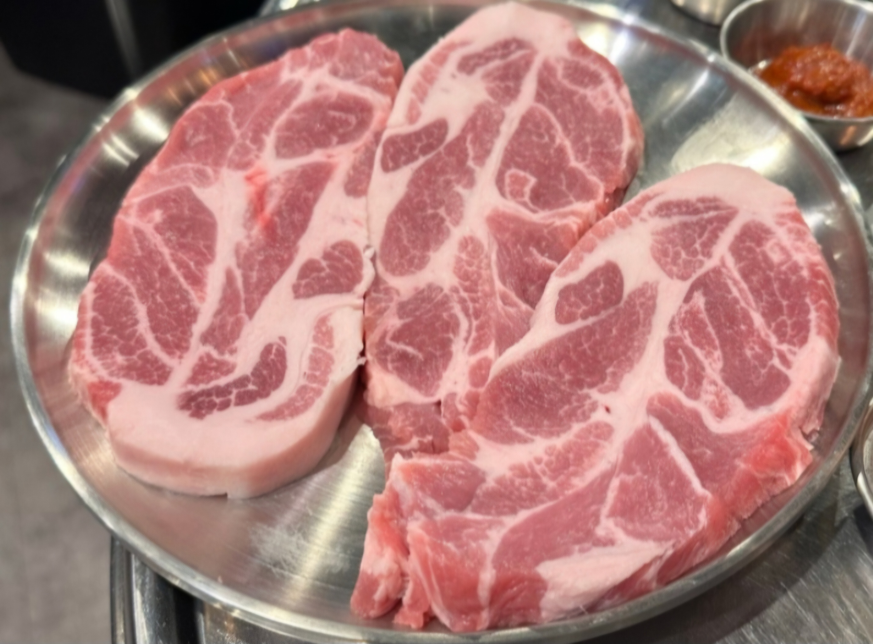 목살 200g