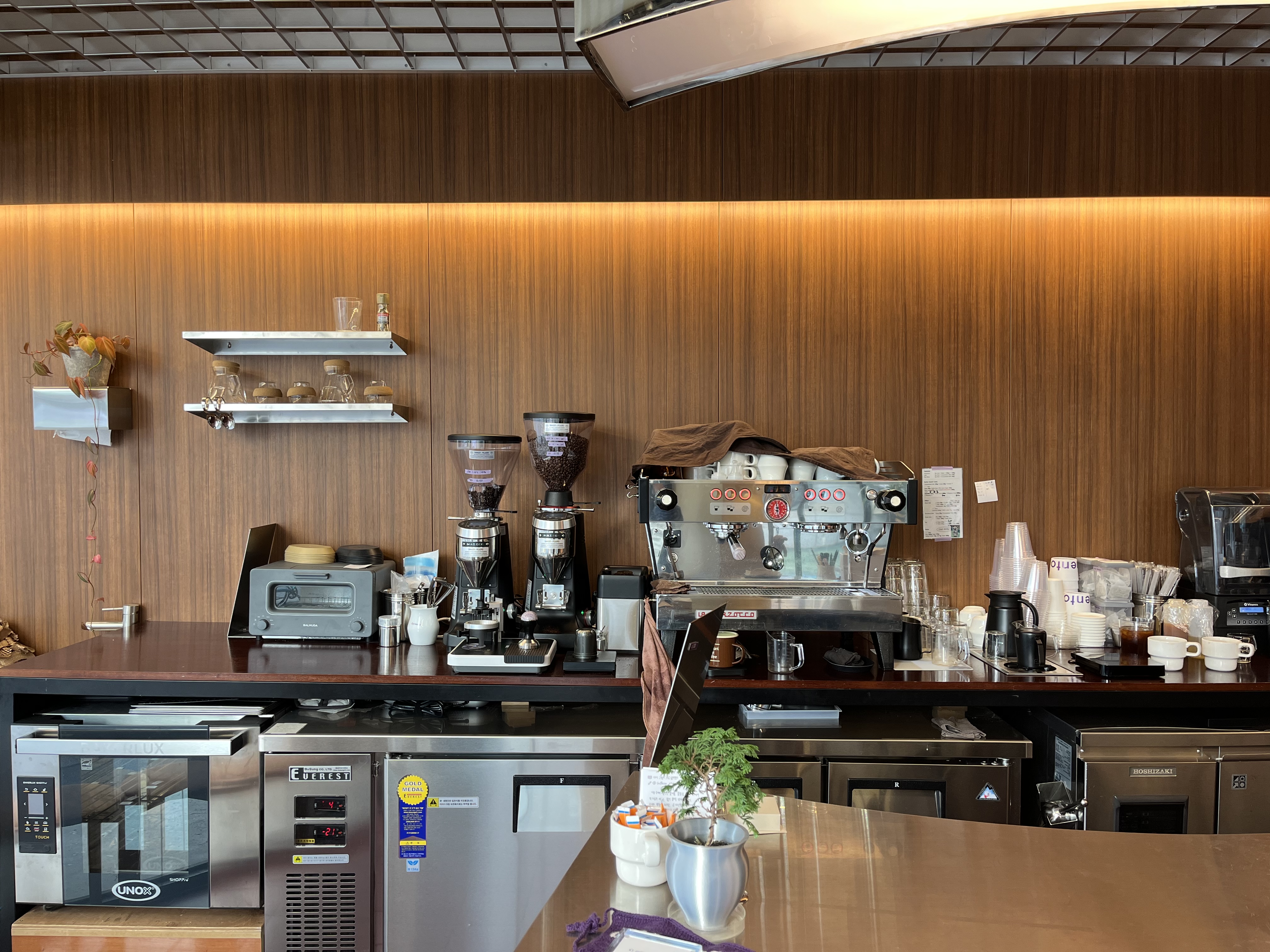 라운지 클라리멘토