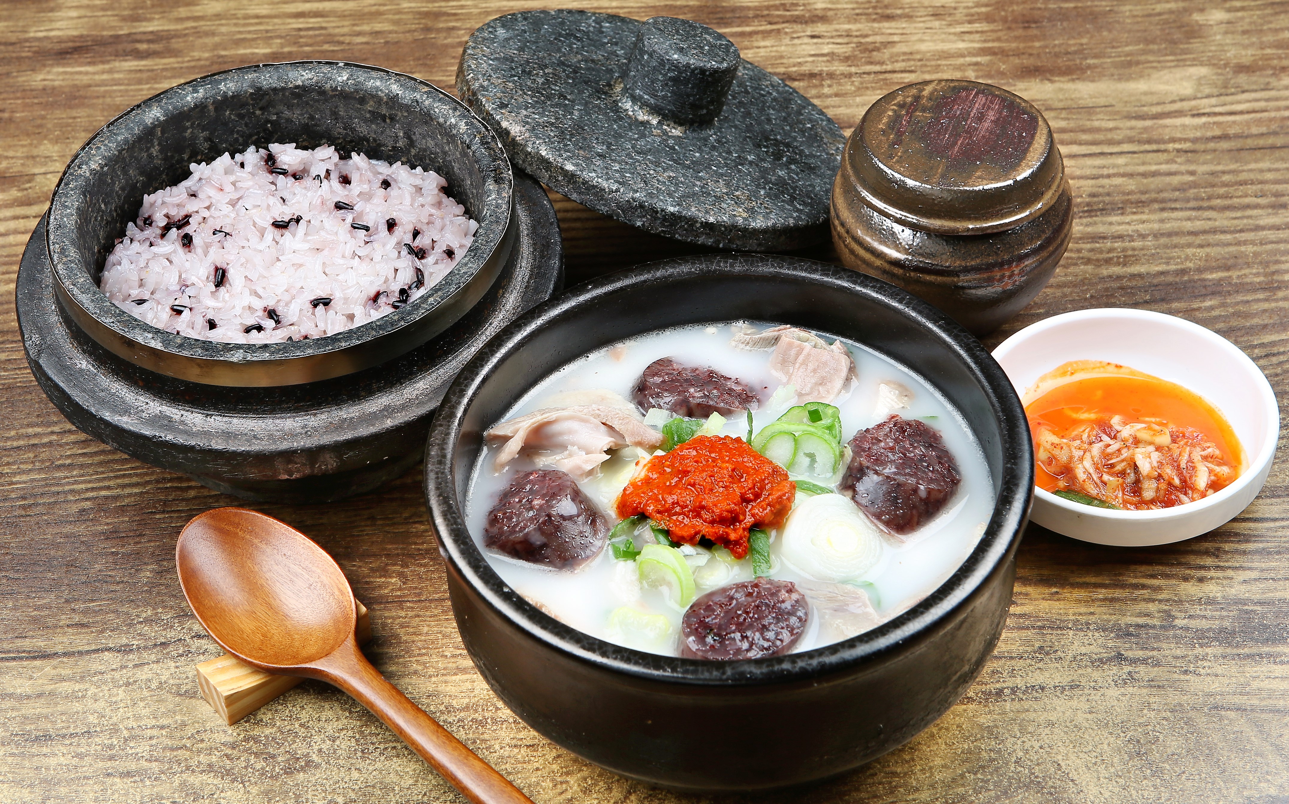 돌솥순대국