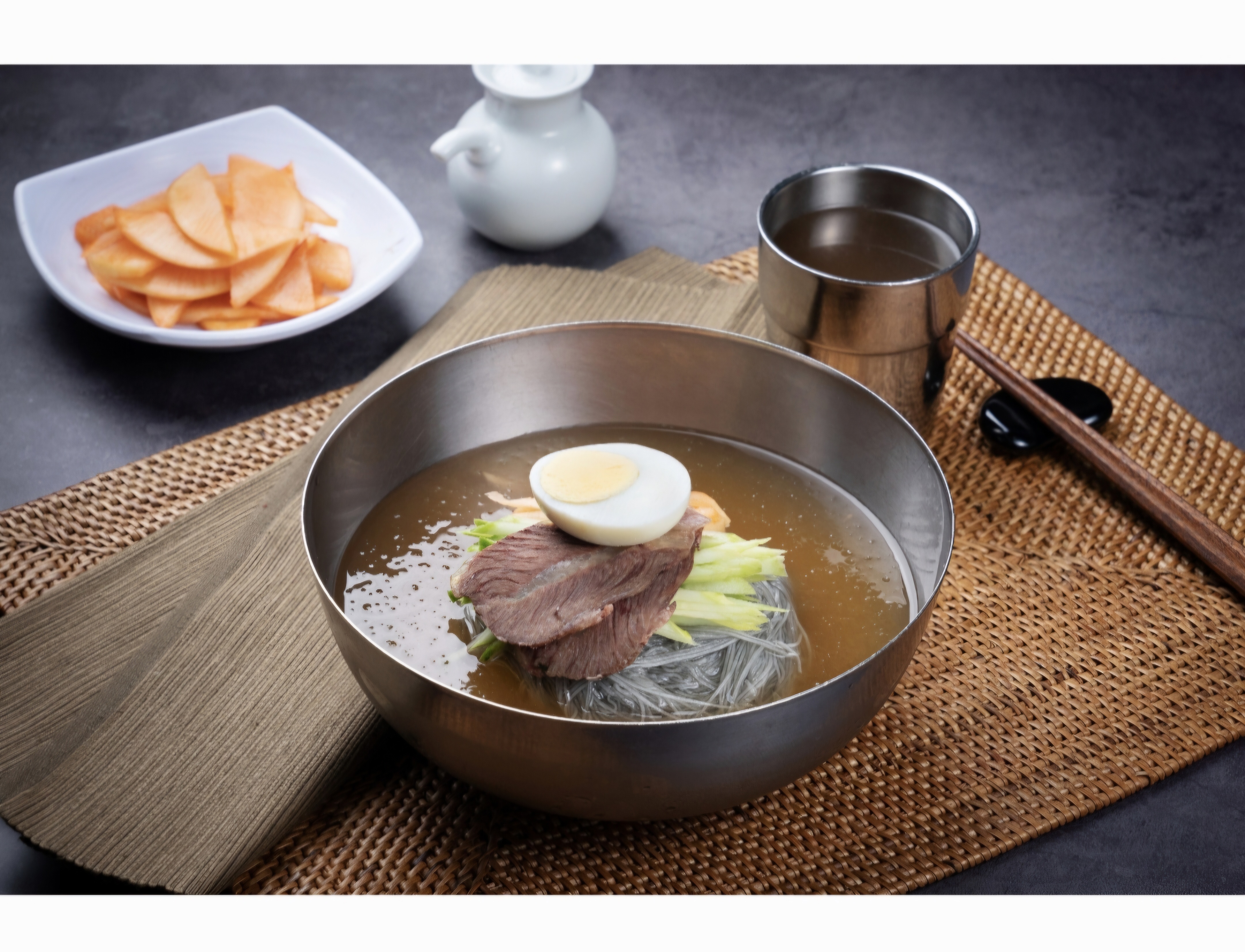 물냉면
