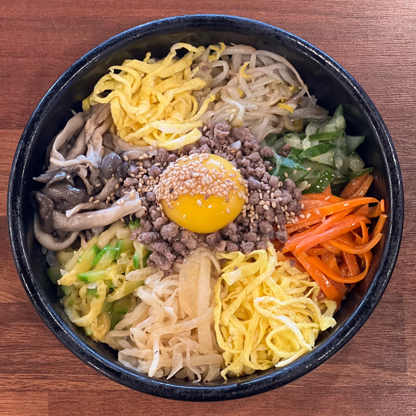 형님돌솥비빔밥