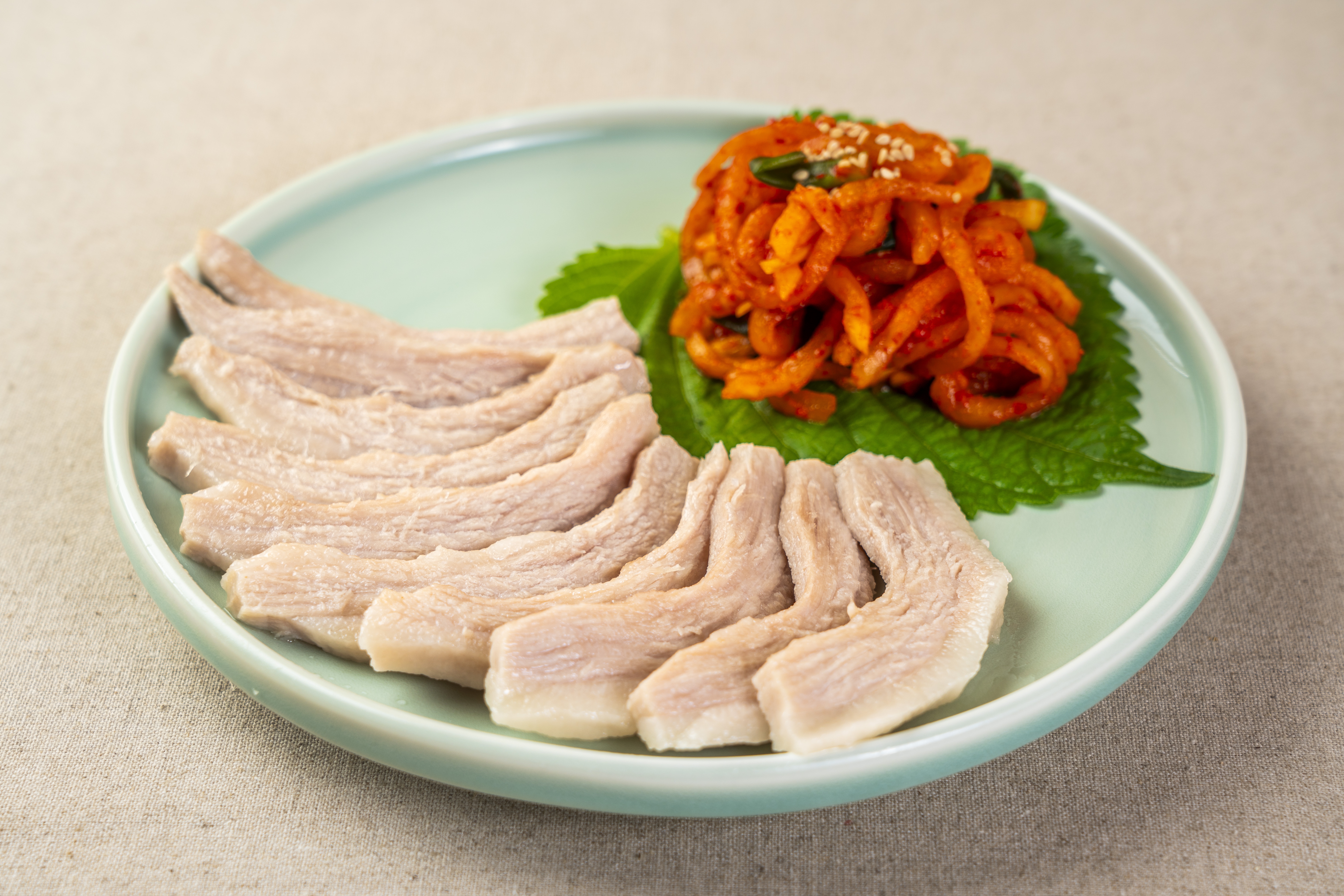 항정 제육 반 접시(100g)