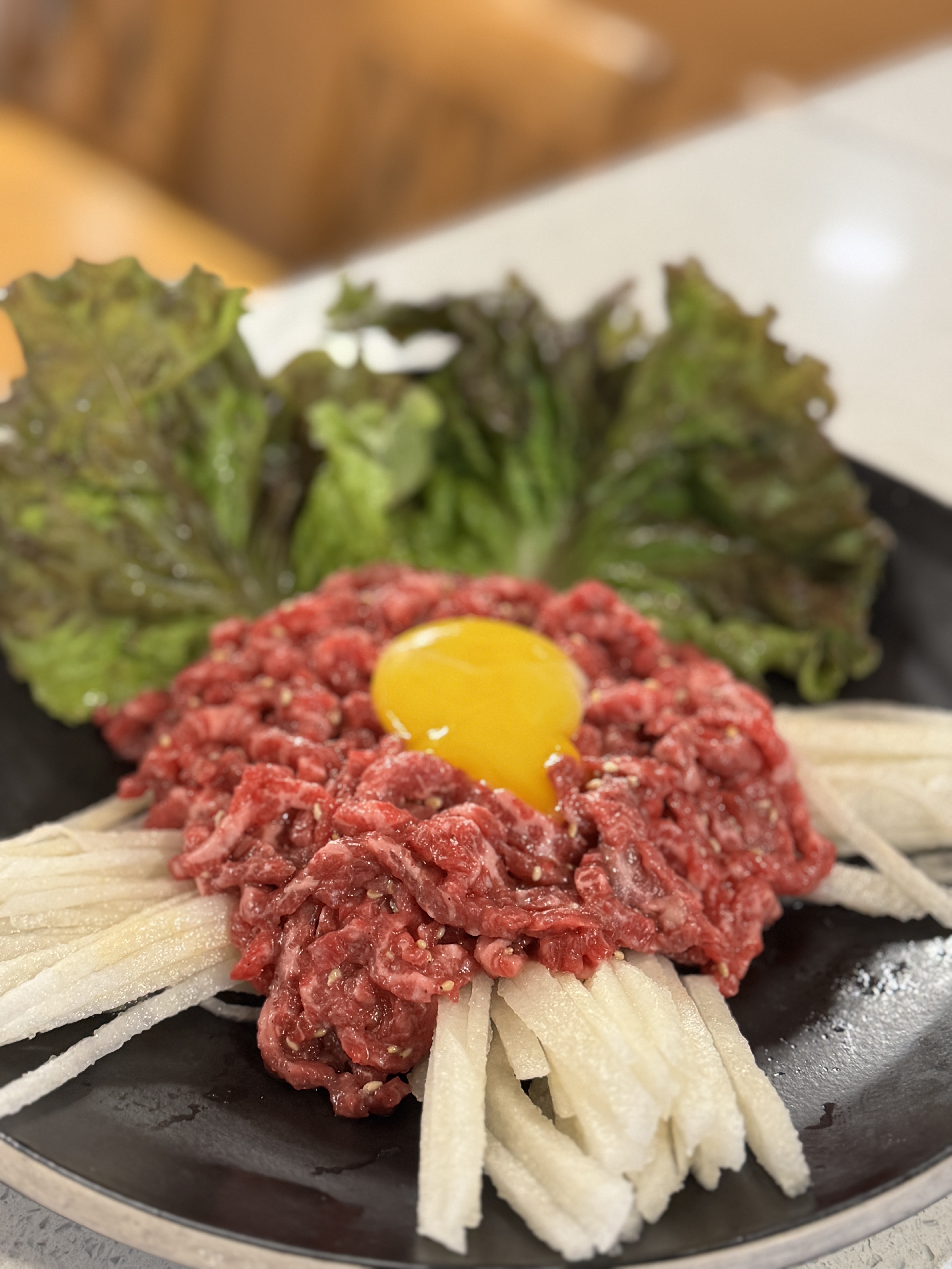 한우 1+ 육회 200g