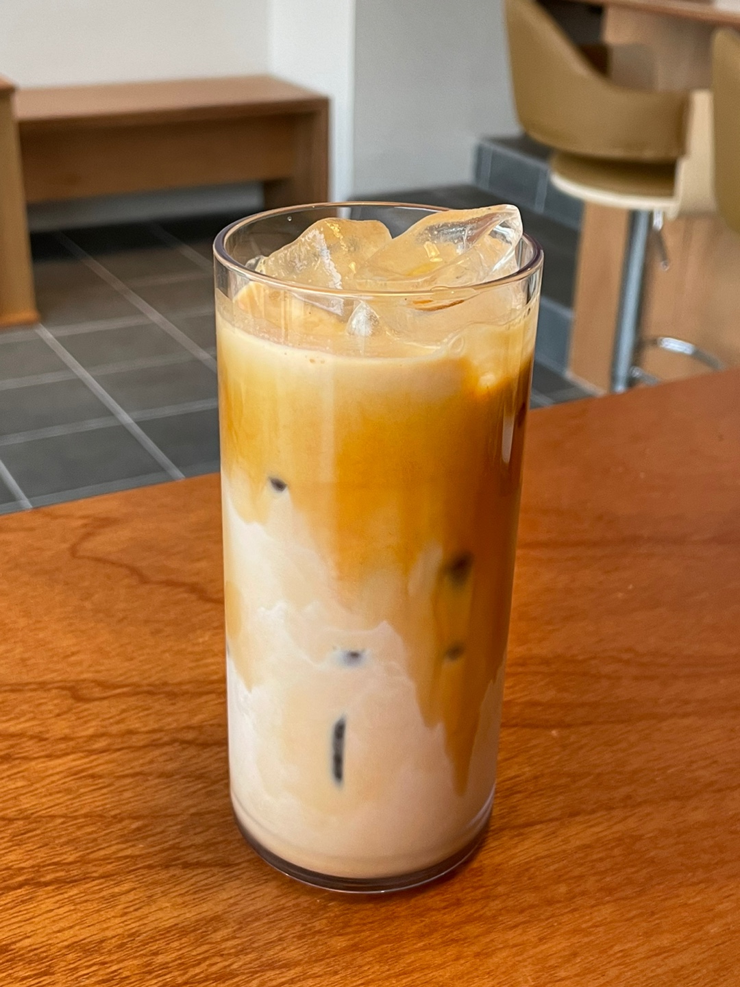 수제 카라멜라떼