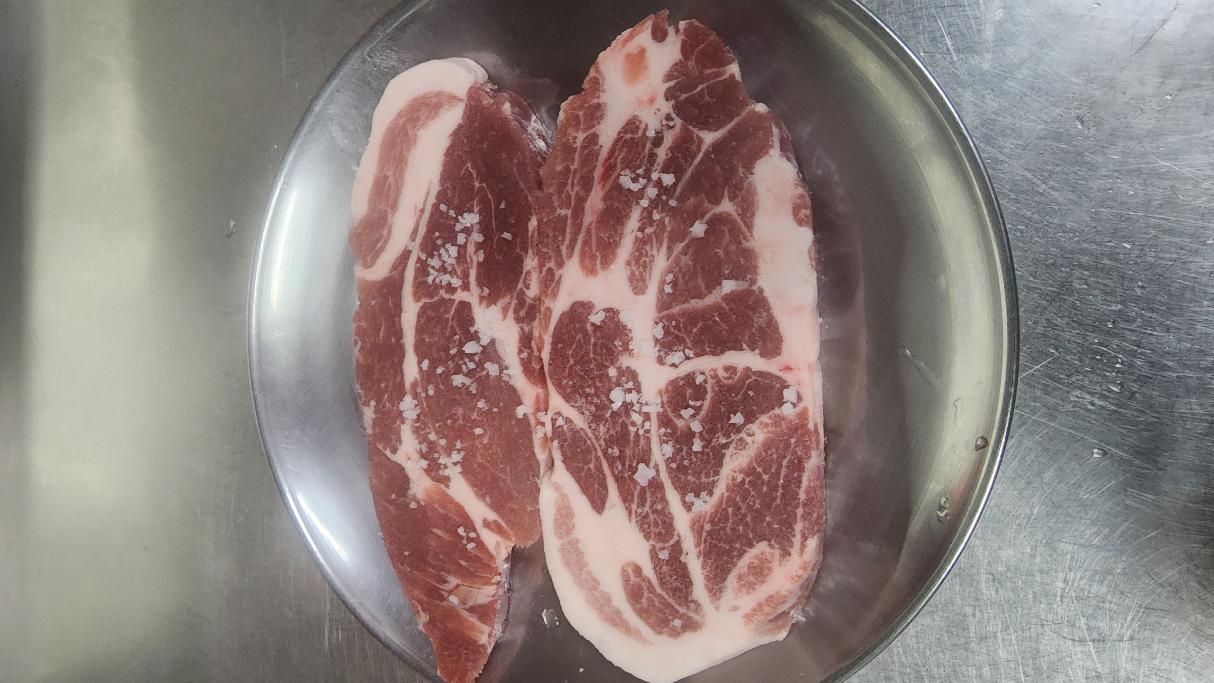 목살 180g