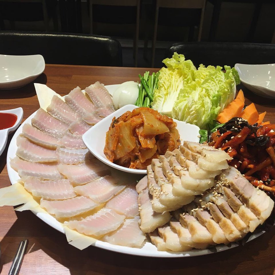 홍어삼합