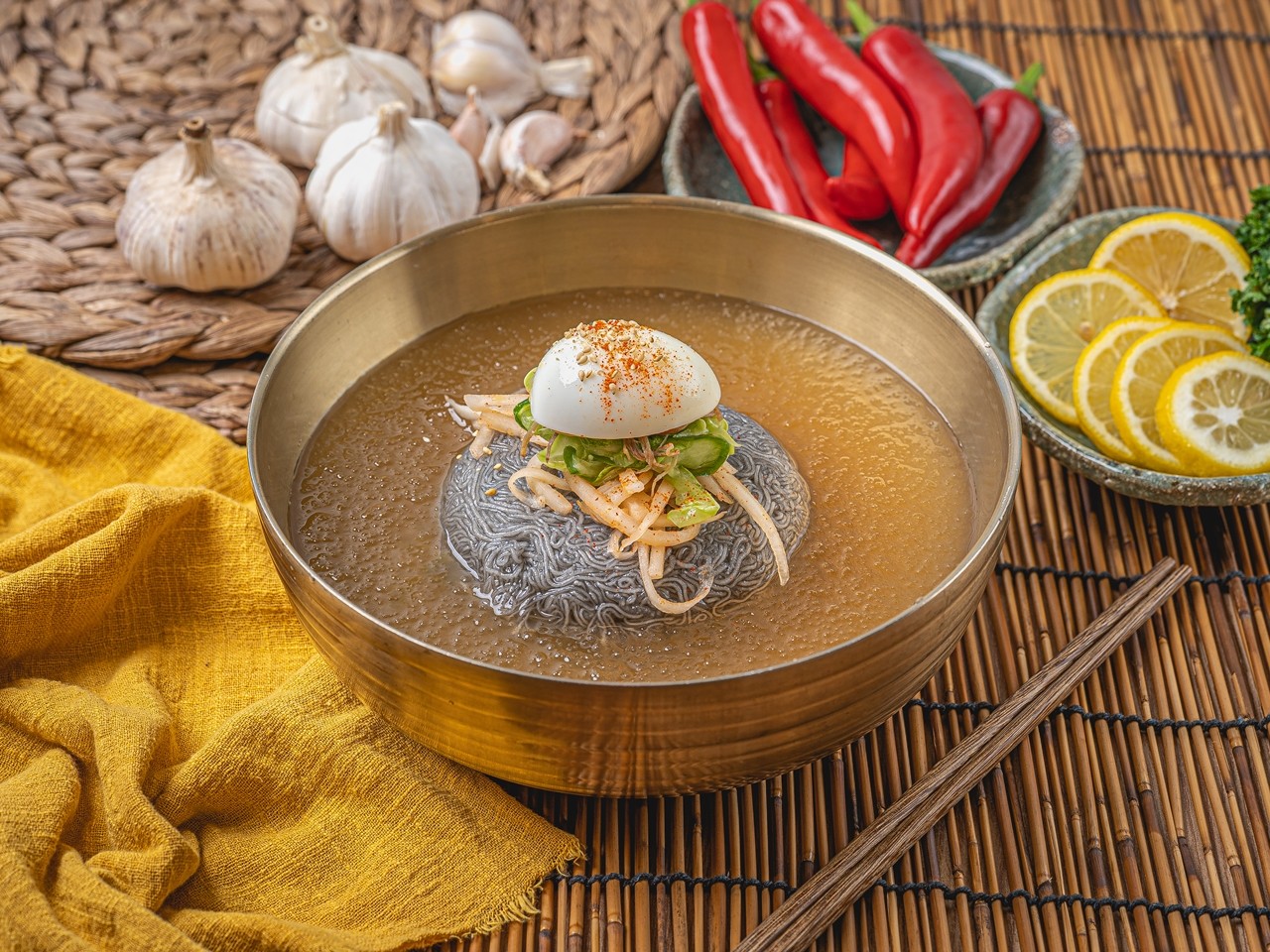 물냉면