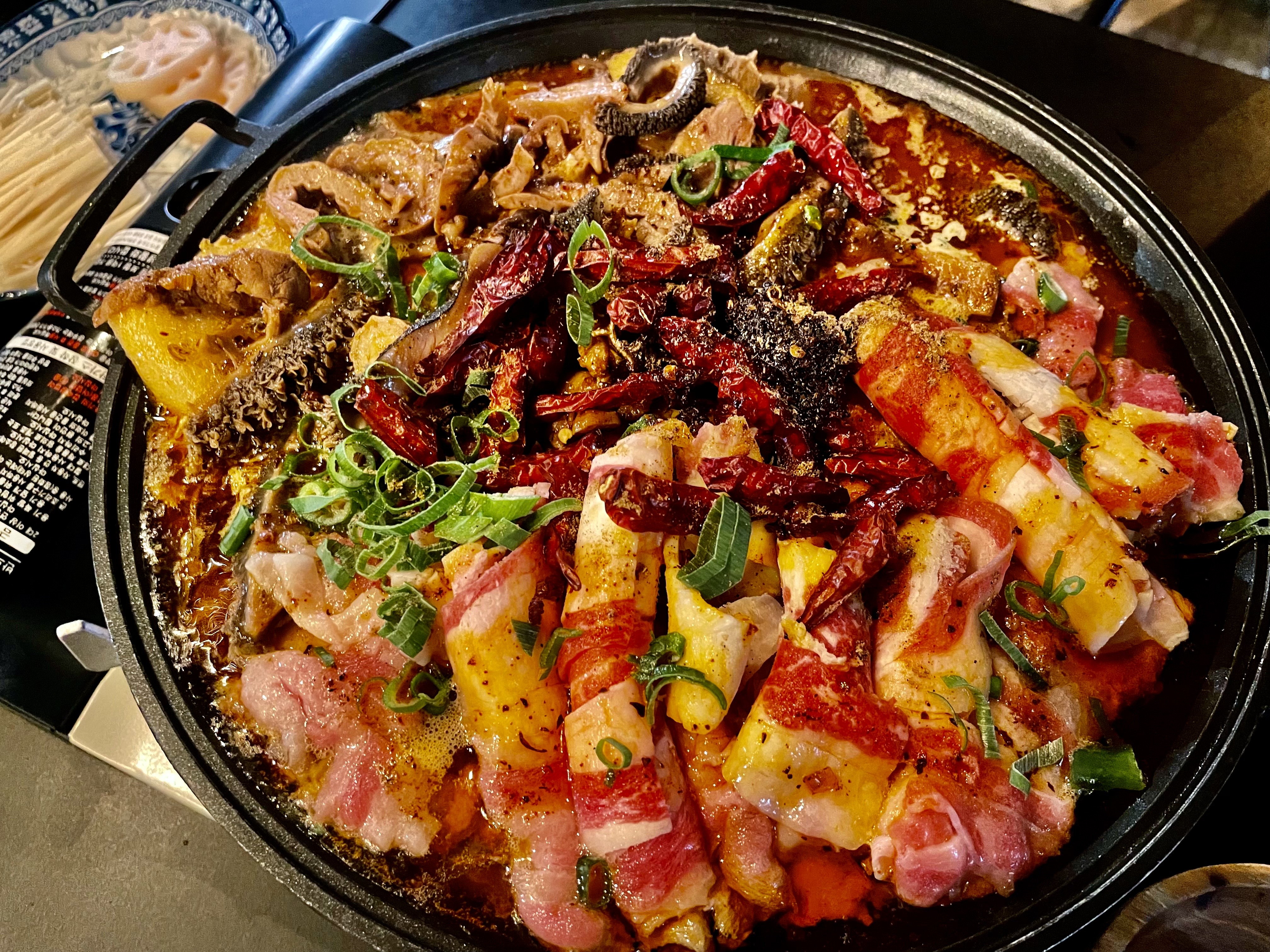 뉴자훠궈 한상차림(2인이상 주문가능)