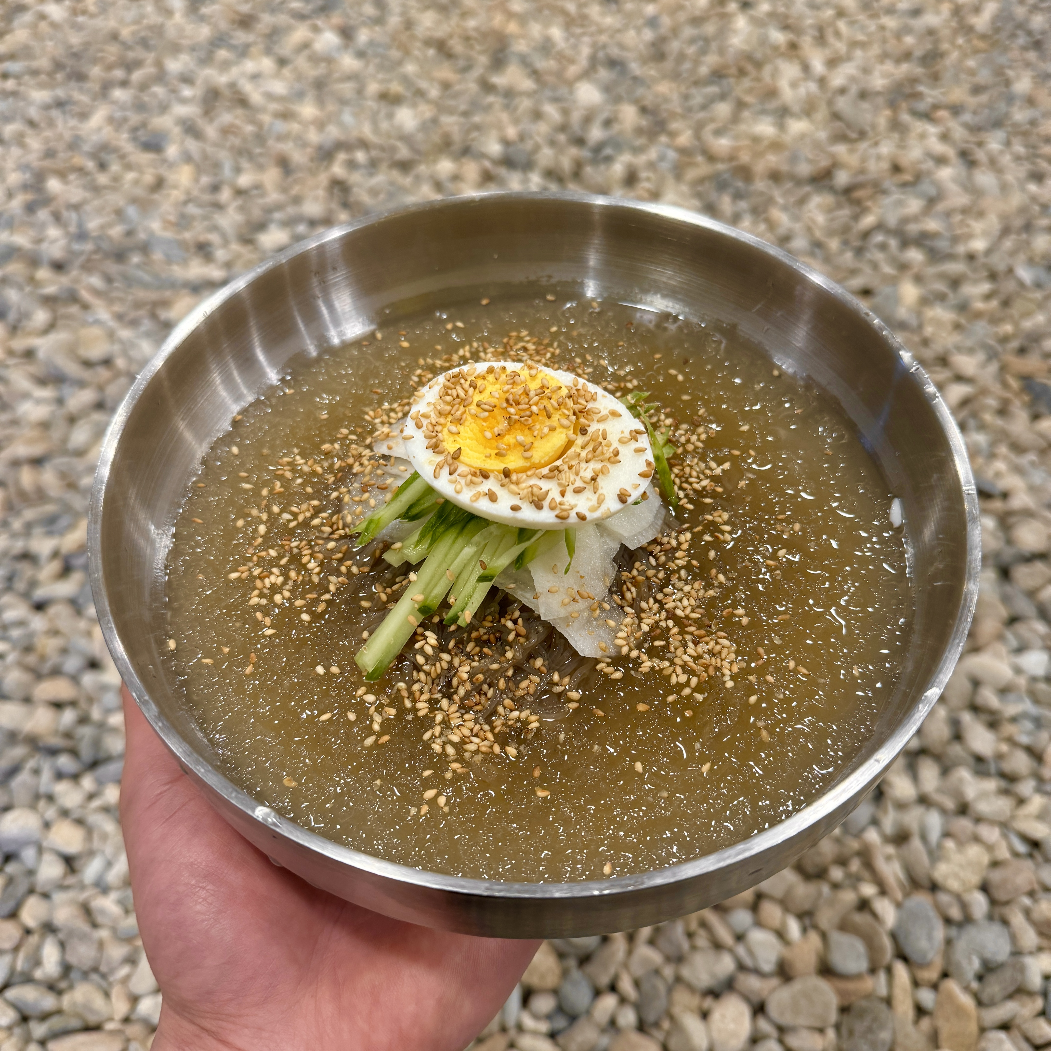 물냉면