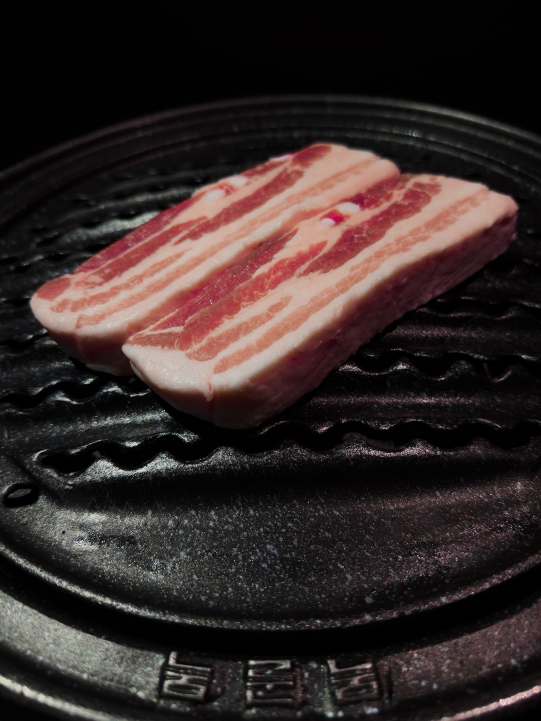 육즙가득 통삼겹살(180g)
