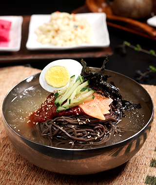 동치미 메밀막국수