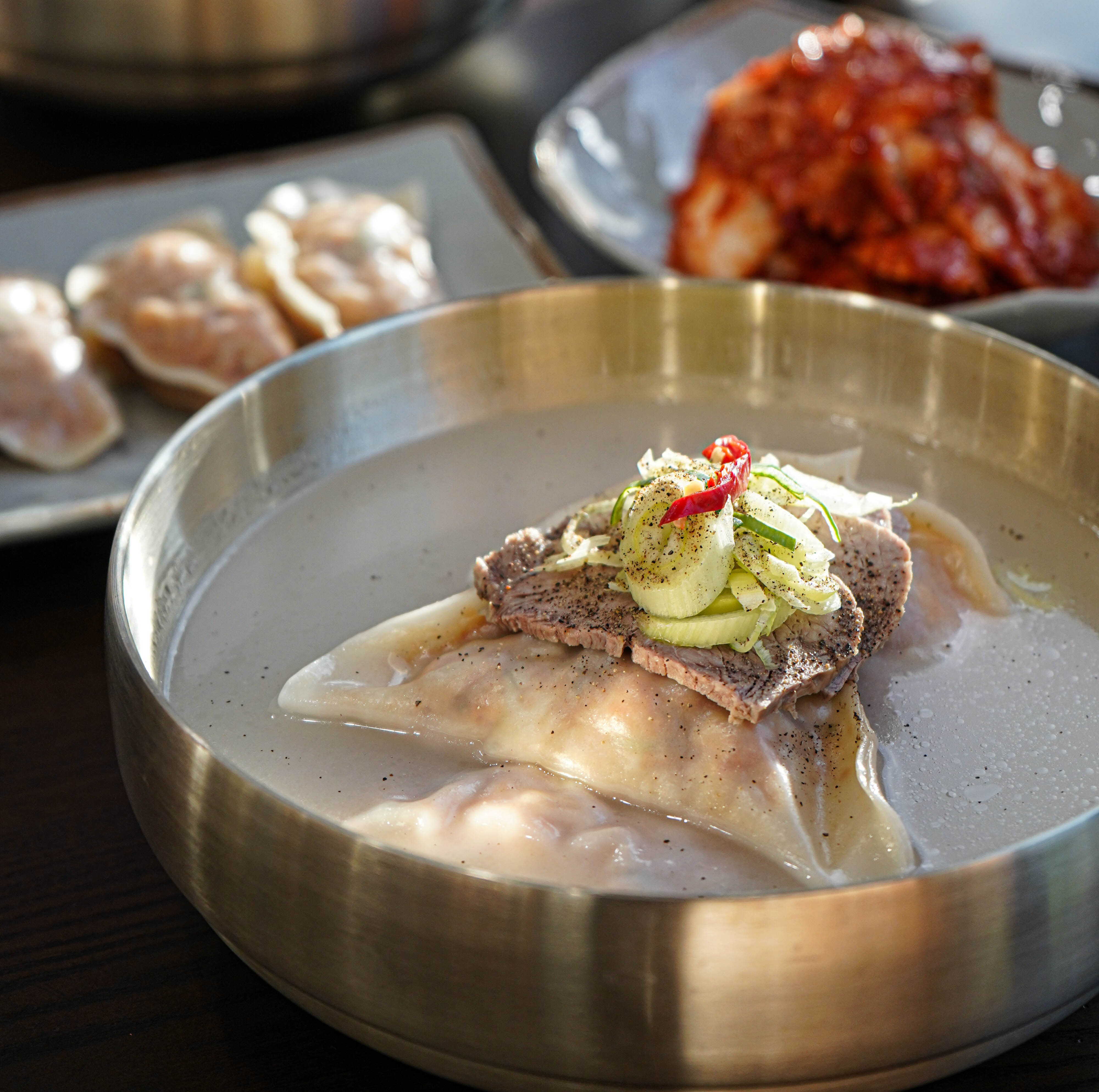 손만둣국