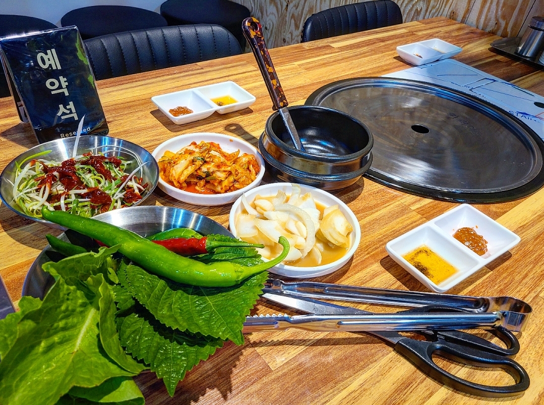 상차림비 (된장찌개, 공기밥 무제한)