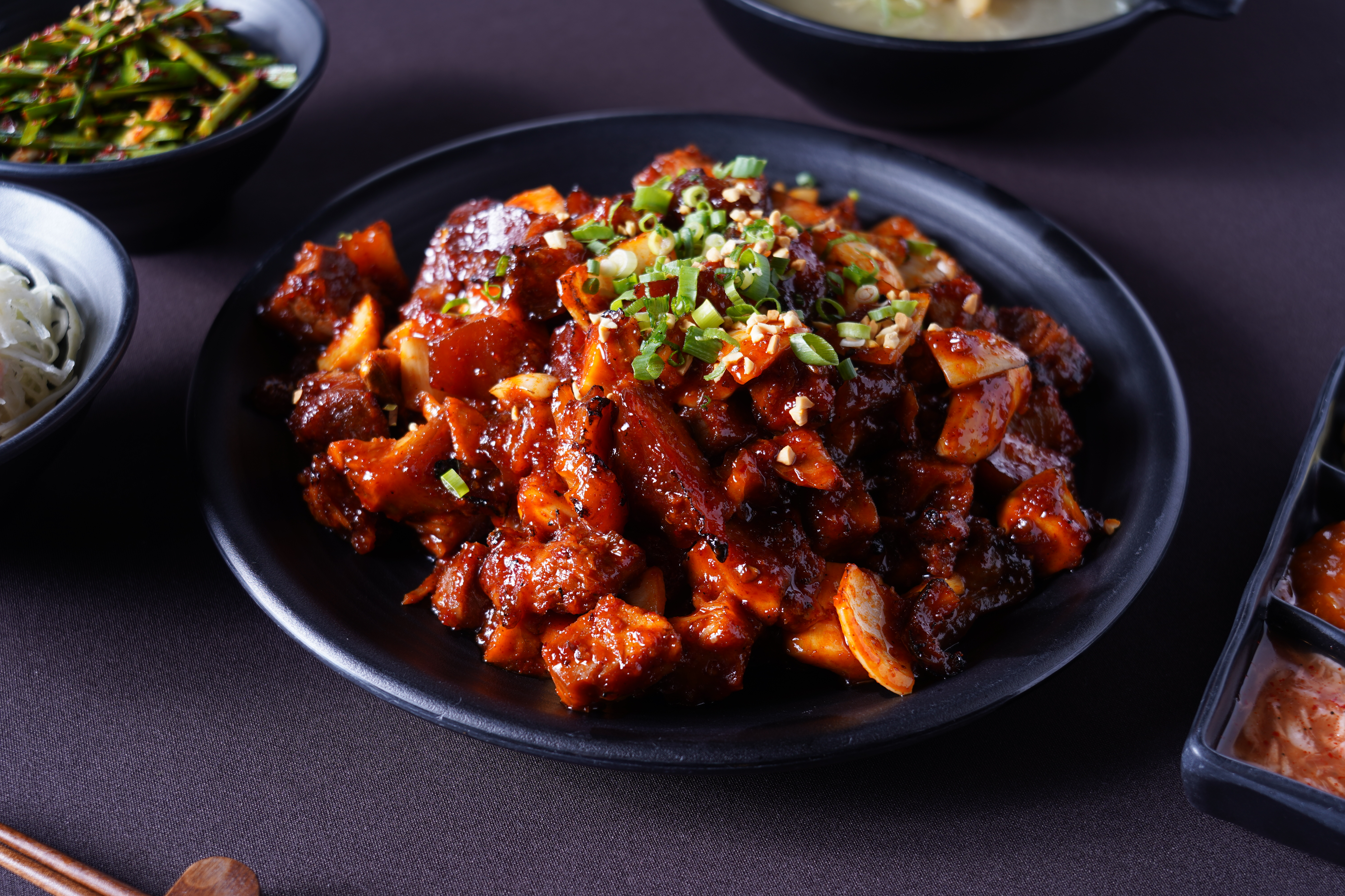불맛가득 직화 매운족발
