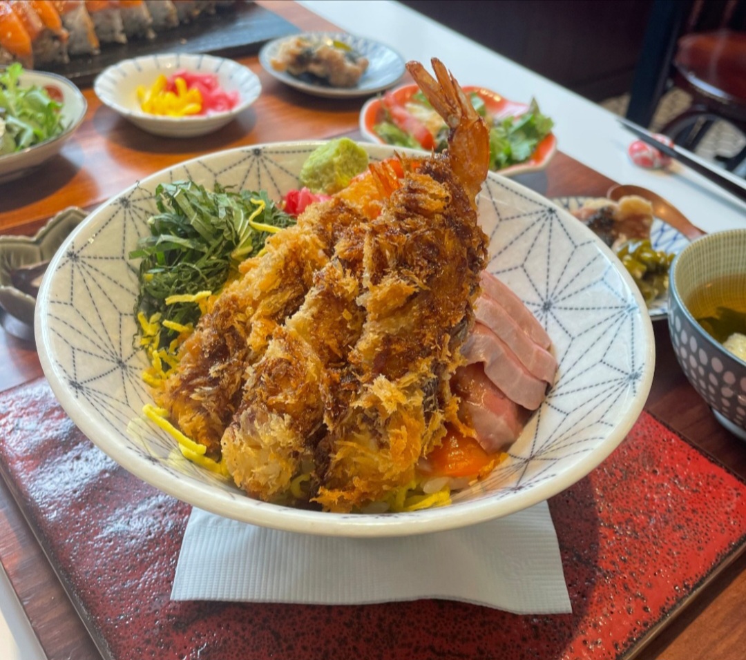에비텐연어동 정식