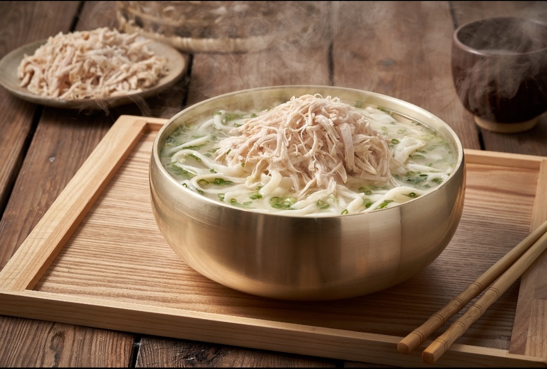 닭칼국수