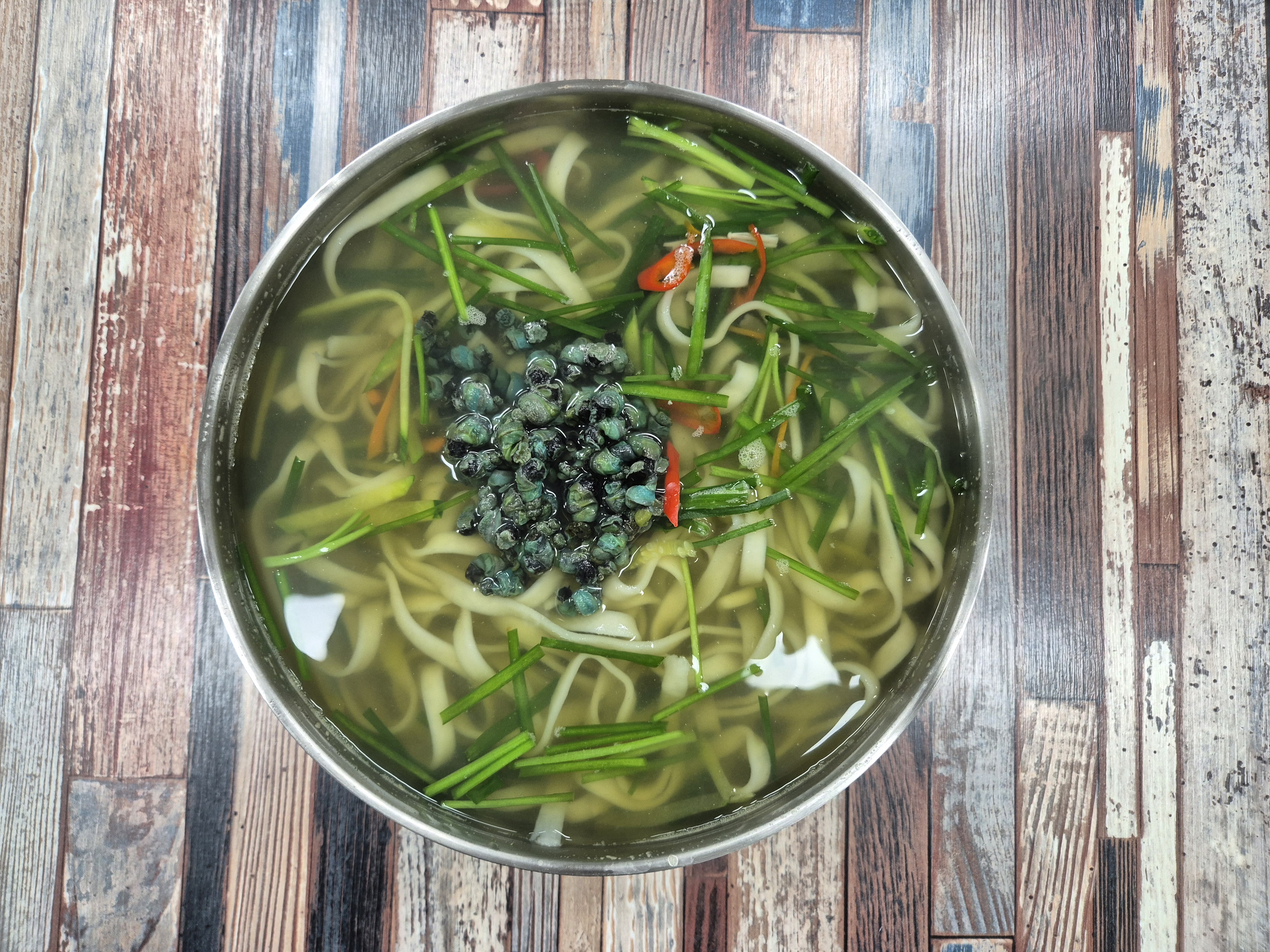 다슬기칼국수