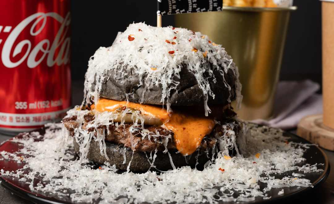 BLACK SPICY BURGER