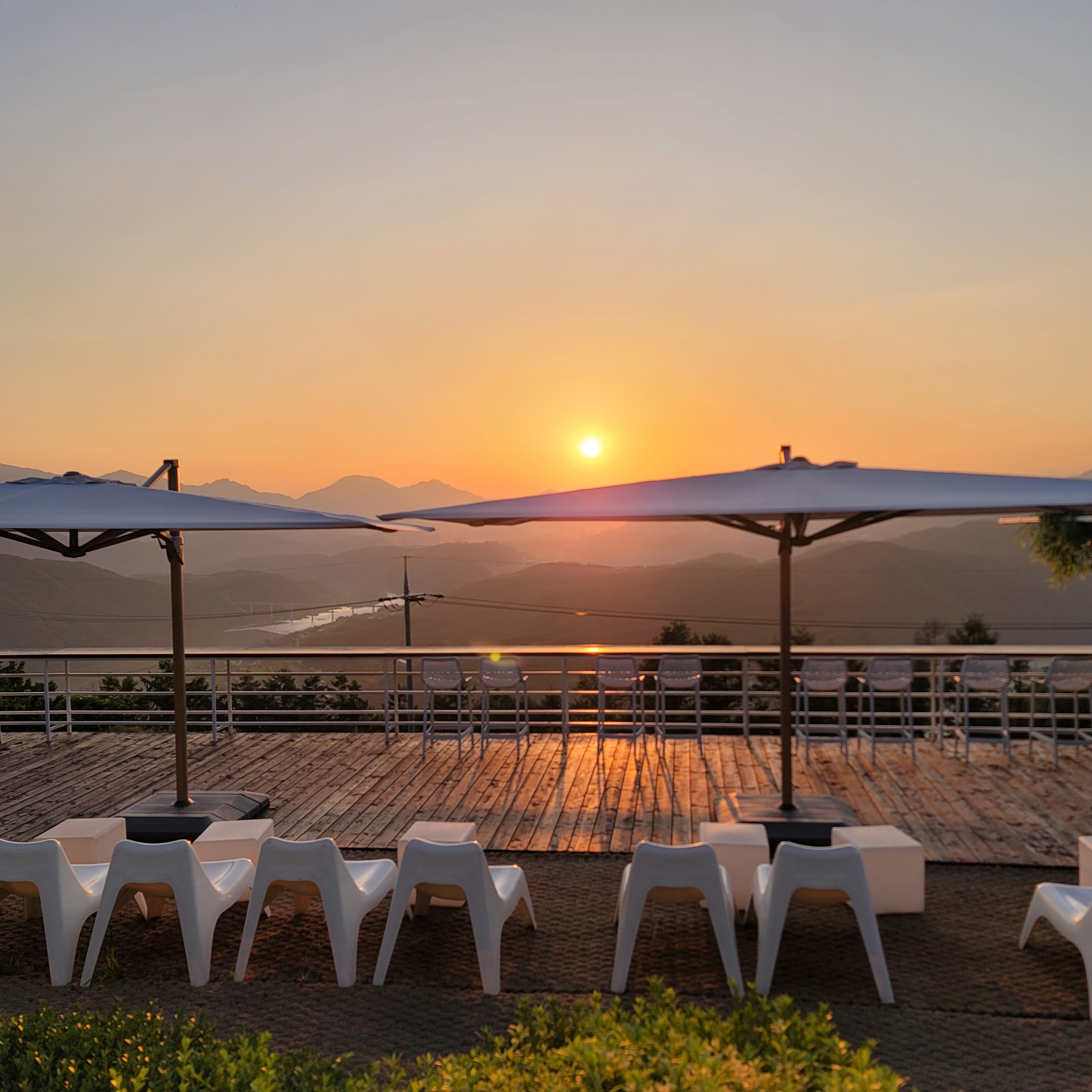 구름위의 산책 이미지