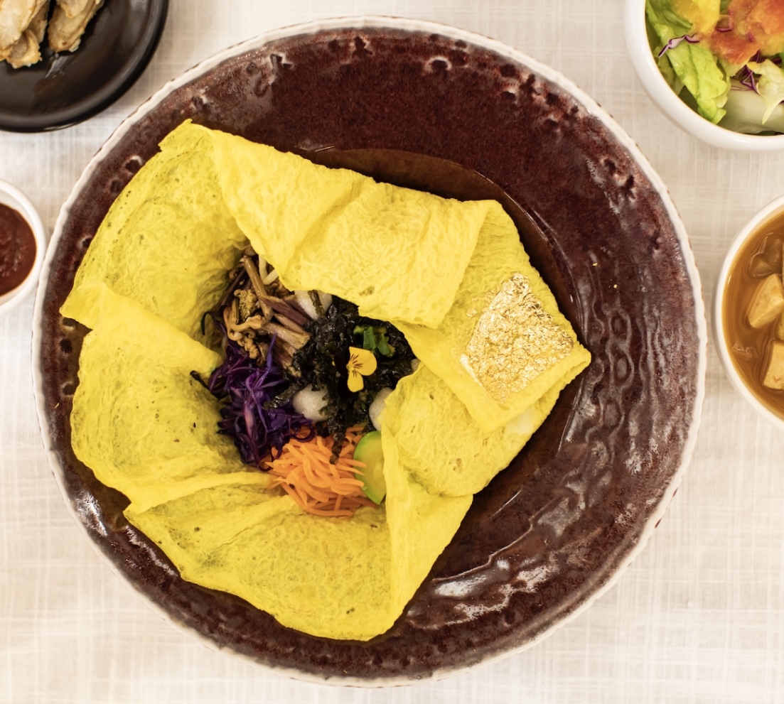 금관 꽃 비빔밥