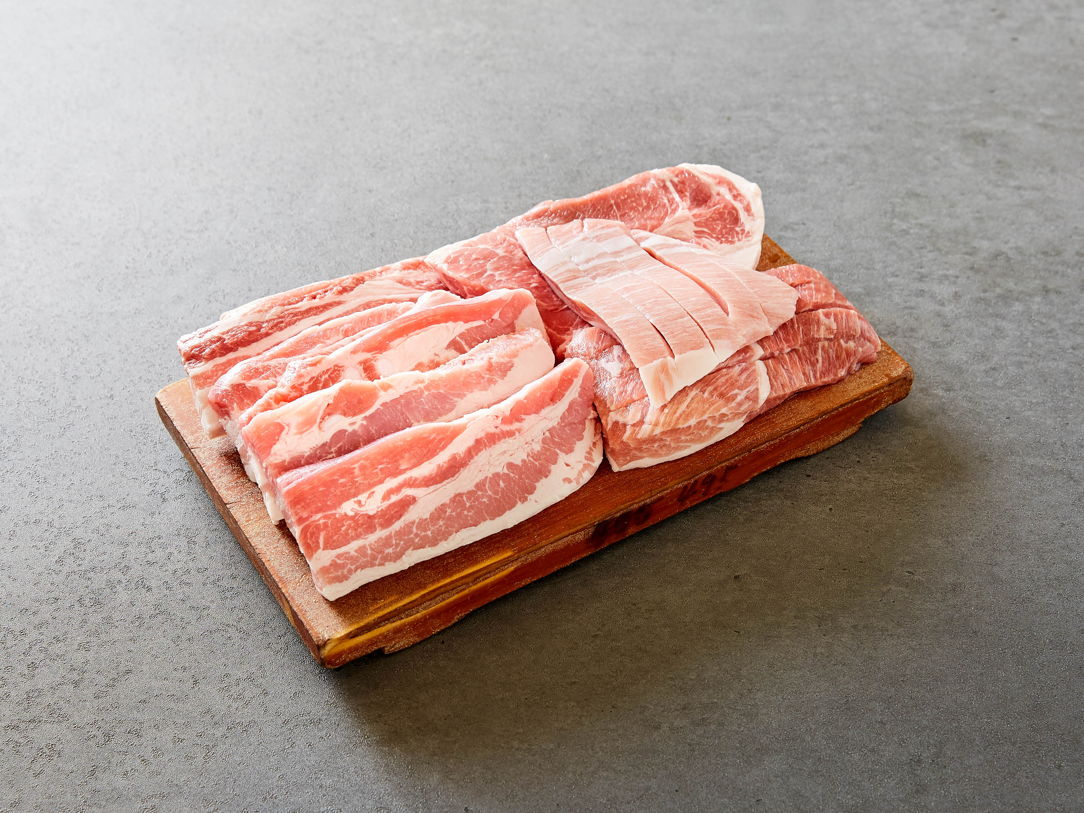 돼지한마리 (1kg)