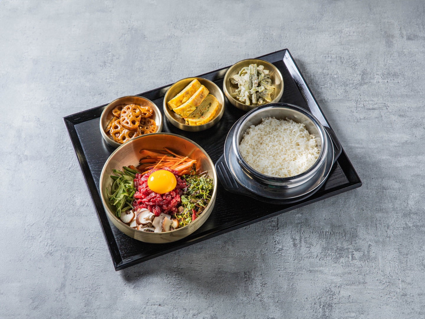 솥밥+육회비빔밥