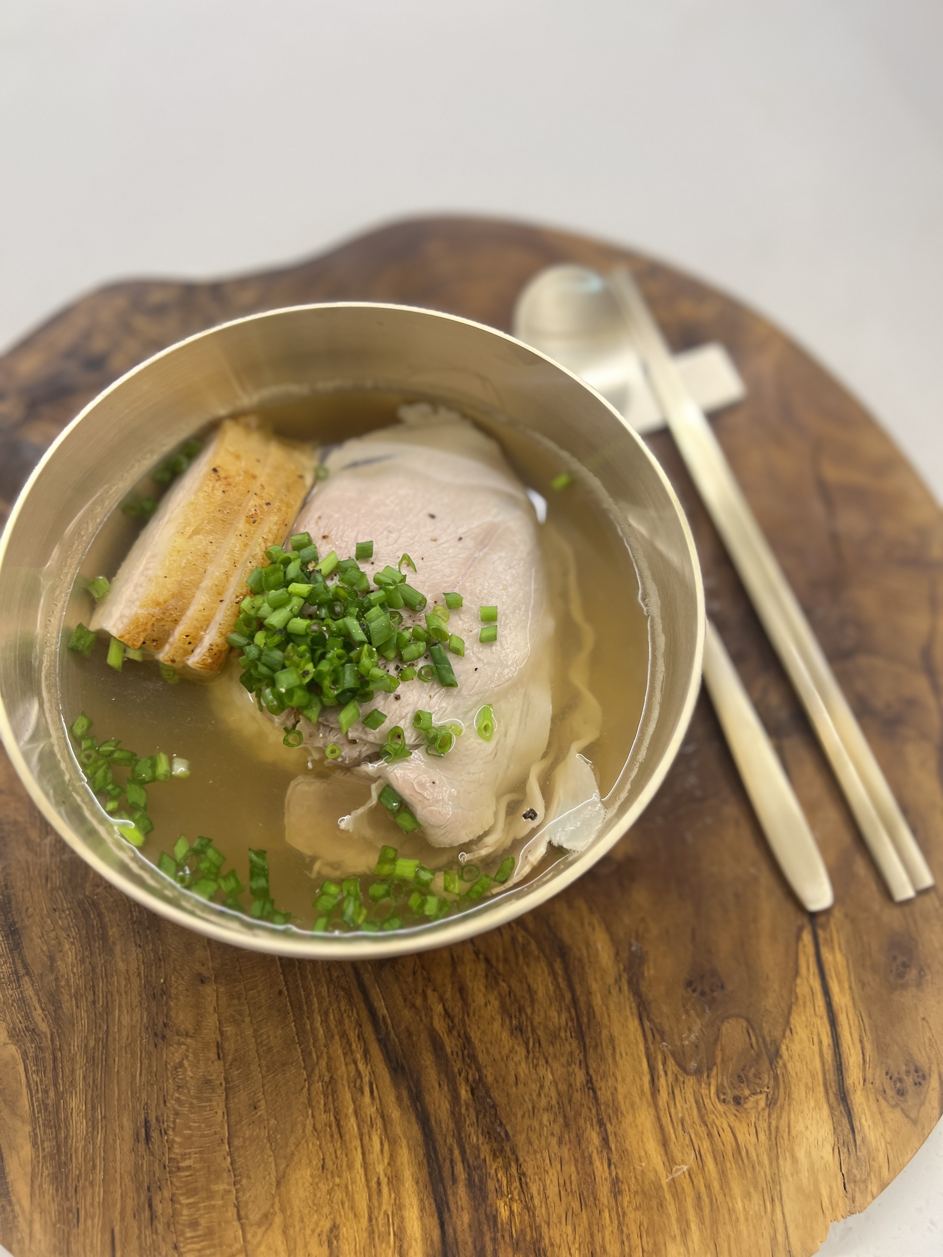 청명탕(맑은돼지국밥)