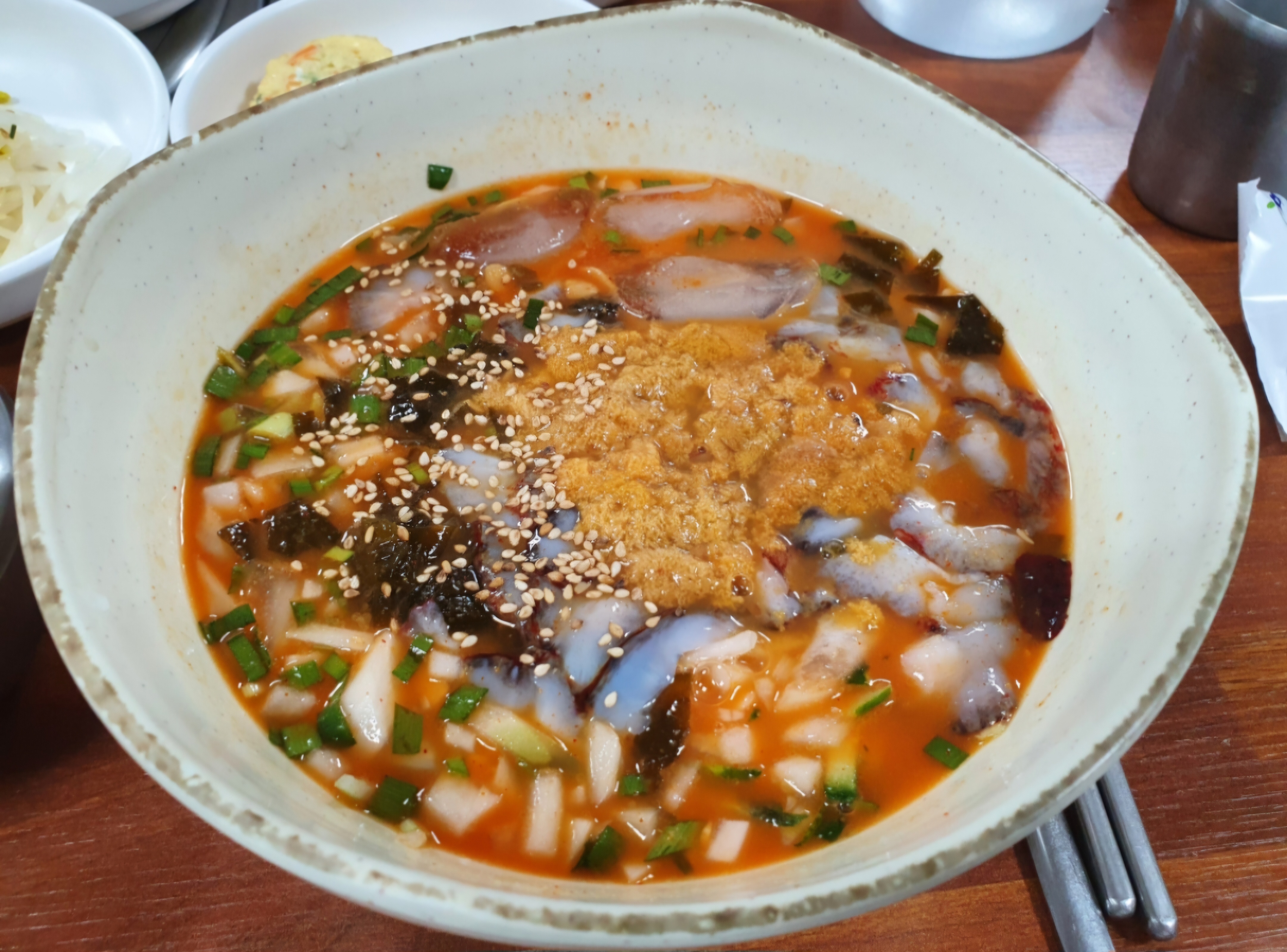 해삼성게물회