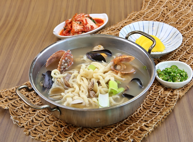 조개칼국수(맑은육수) (1인)
