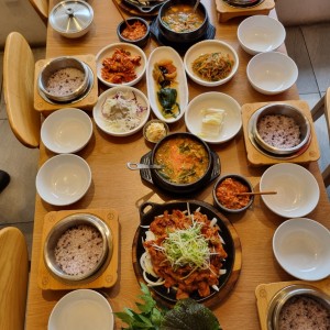 간장숯불고기쌈밥정식