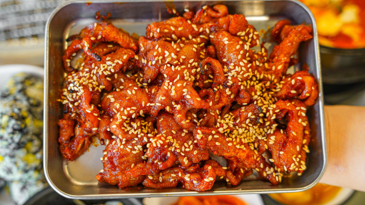 매콤무뼈닭발(1인분)