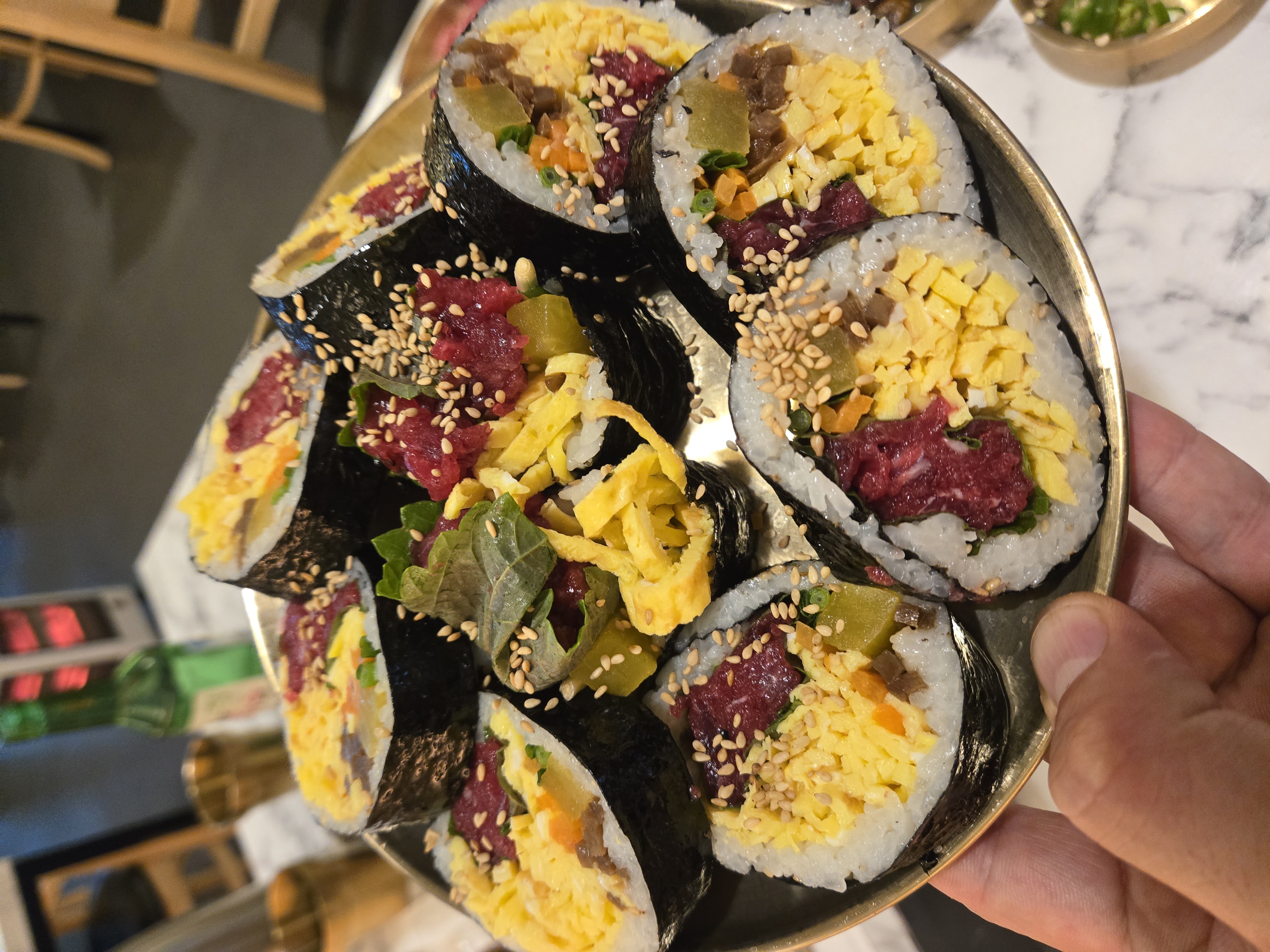 육회김밥
